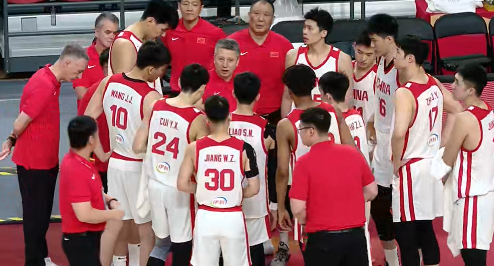 MK体育官方网站-杨瀚森缺席，中国男篮翻盘！球员评分出炉：5人获高分，3人不及格
